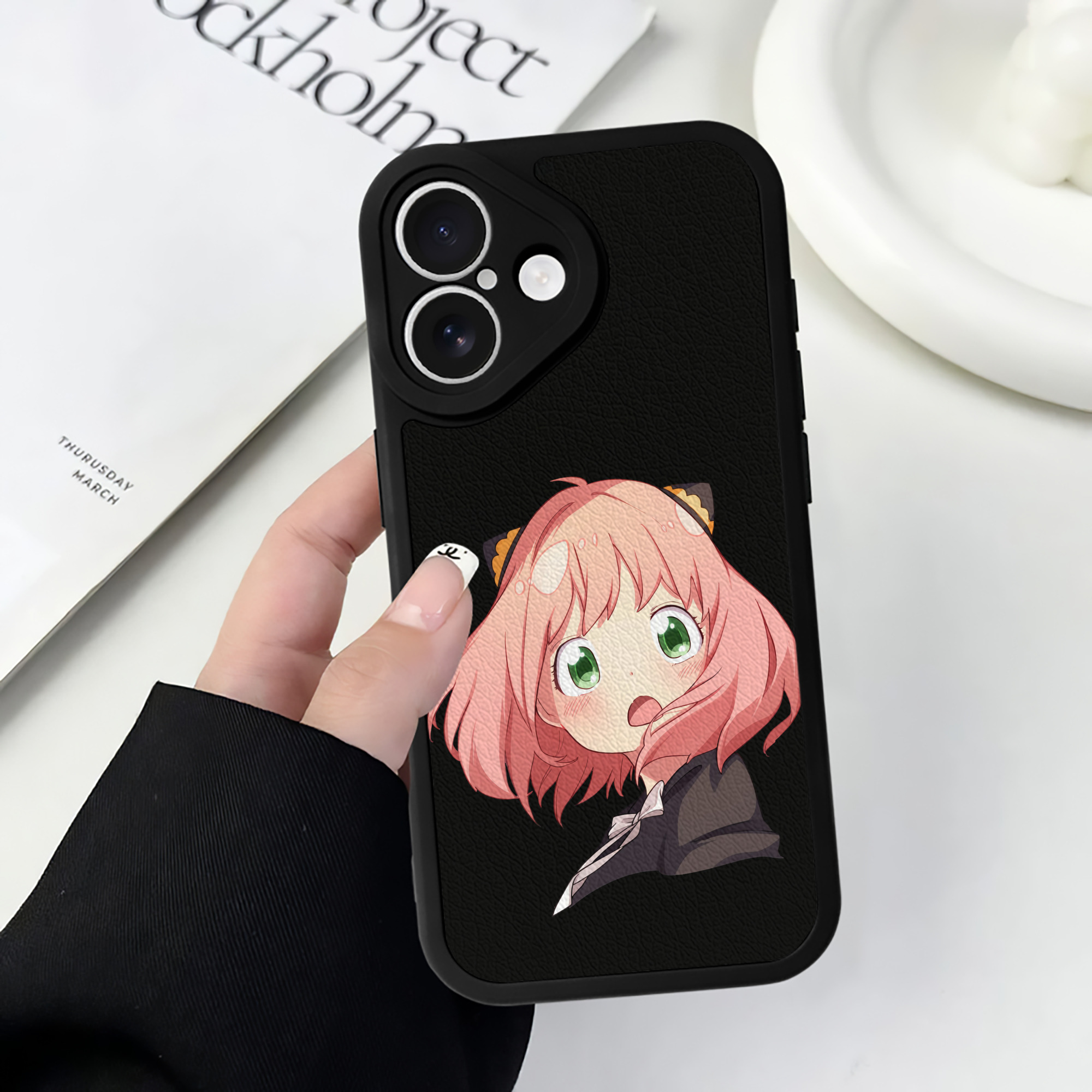 （画像用） SPY×FAMILY间谍家家酒 【iPhone 16シリーズ対応】シリコンスマホケース（レザー調） 材質：シリコン